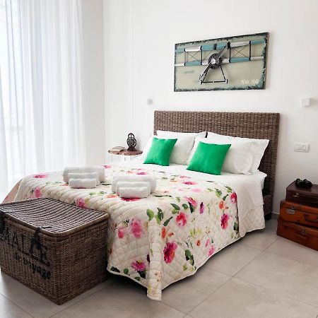 Tornare Bed and Breakfast Trani Εξωτερικό φωτογραφία